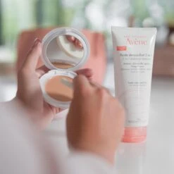 Avène AVÈNE Couvrance Correcteur De Teint Couleur Naturelle SPF30 Pot 10g -Clarin Beauty Magasin AVENE Couvrance correcteur de teint couleur naturelle SPF30 pot 10g 34446 106 1689247815