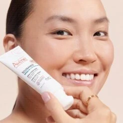 Avène AVENE Tolerance Hydra 10 Crème Hydratante Tube 40ml -Clarin Beauty Magasin AVENE Tolerance Hydra 10 Creme hydratante Tube 40ml 101751 105 1680184794