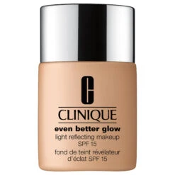 CLINIQUE Even Better Glow™ Fond De Teint Révélateur D'Éclat SPF15 N°70 (Vanilla) Flacon 30ml