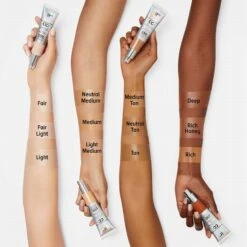 IT COSMETICS Your Skin But Better CC+ Cream SPF 50+ CC Crème Correctrice Haute Couvrance "Light" 10 IT COSMETICS Your Skin But Better CC+ Cream SPF 50+ CC Crème Correctrice Haute Couvrance "Light" -Clarin Beauty Magasin IT COSMETICS Your Skin But Better CC Cream SPF 50 CC Creme Correctrice Haute Couvrance Light 104788 102 1668489035